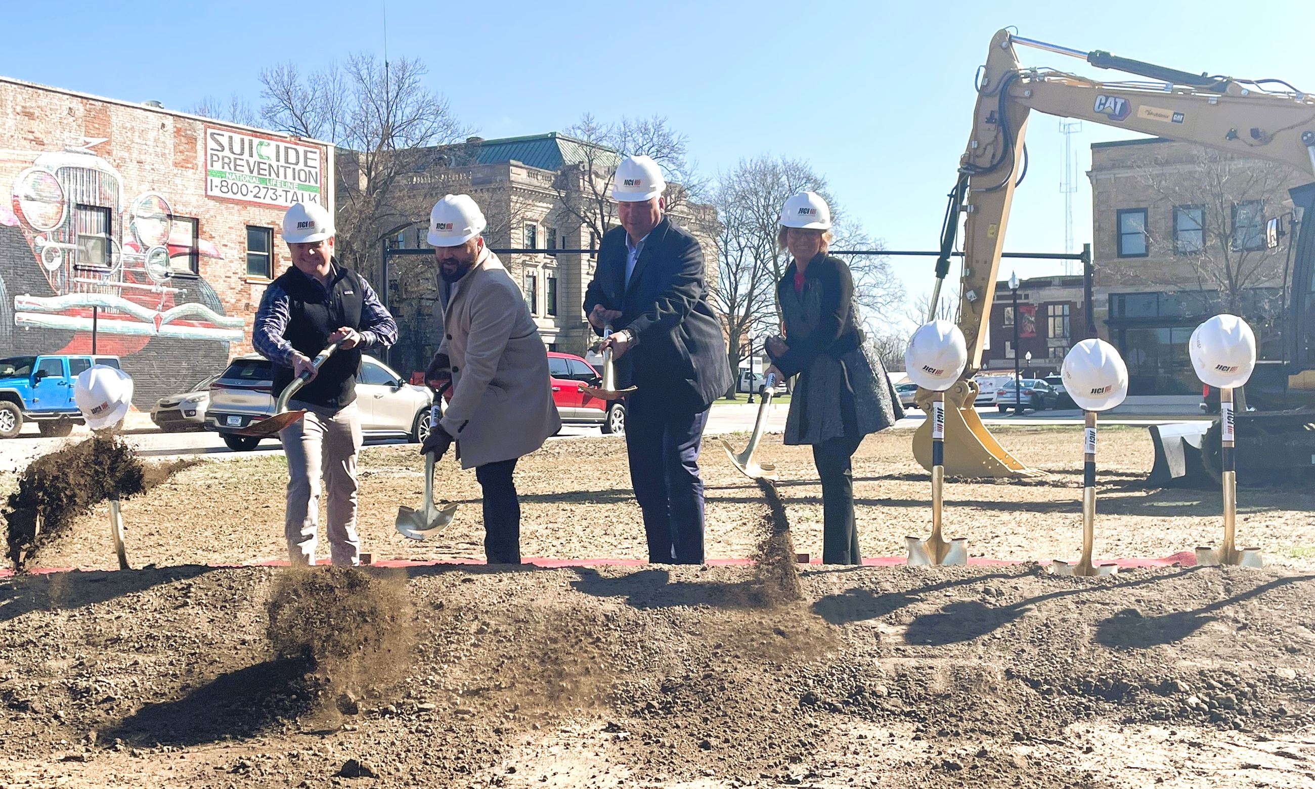 mayor Groundbreaking3